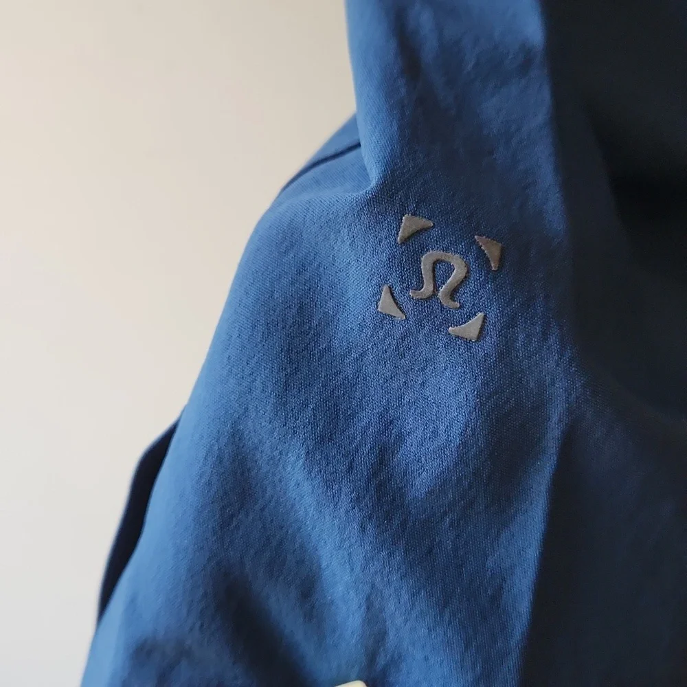 Lululemon Men's T.H.E short 10” linerless, Size S - Picture 7 of 11